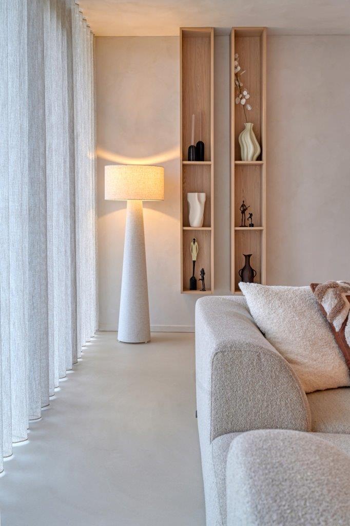 Wohnzimmer mit fugenlosem Bodenbelag